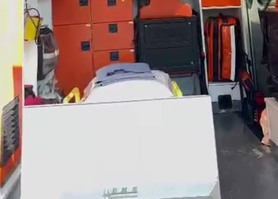 Ambulans kabininde sedye ve taşıma ekipmanları